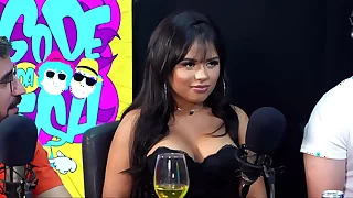Geovanna Paes dando gostoso na escola para o pirocudo